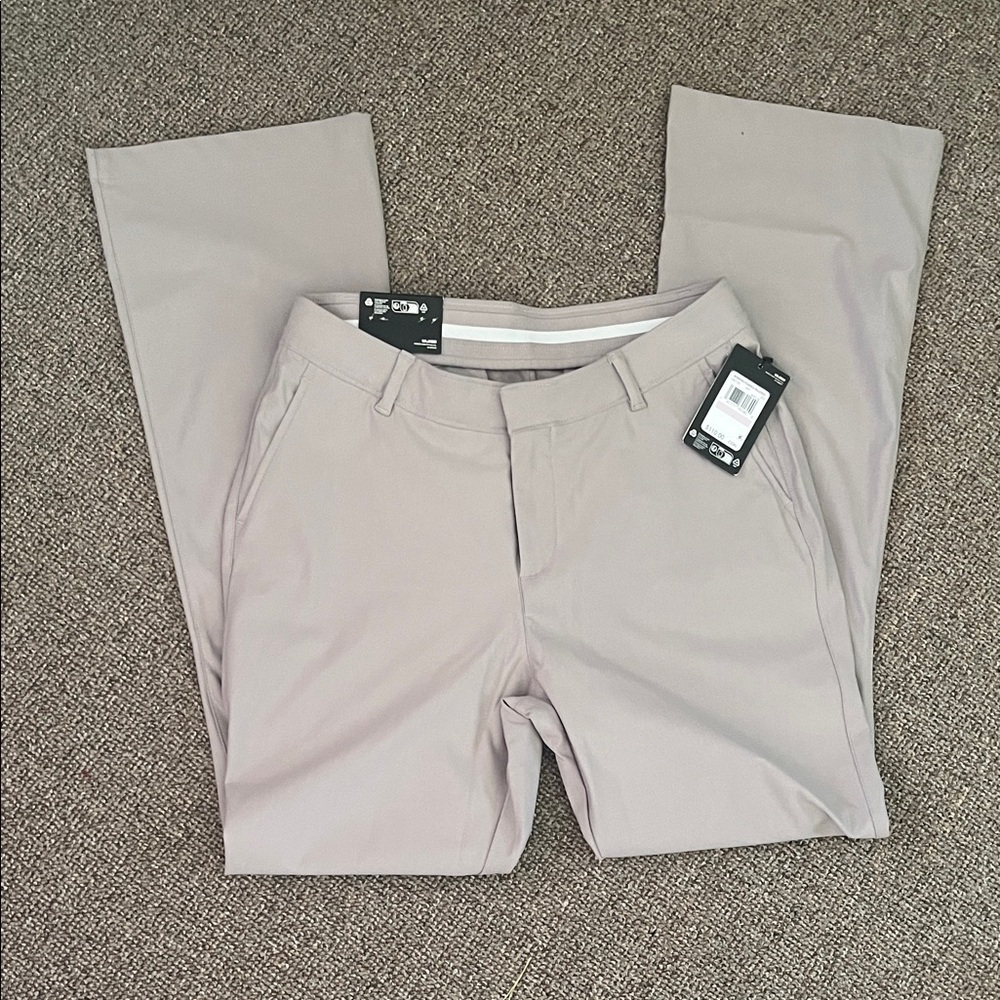 Under Armour Women's Grey Slim Flare Golf  Pants
